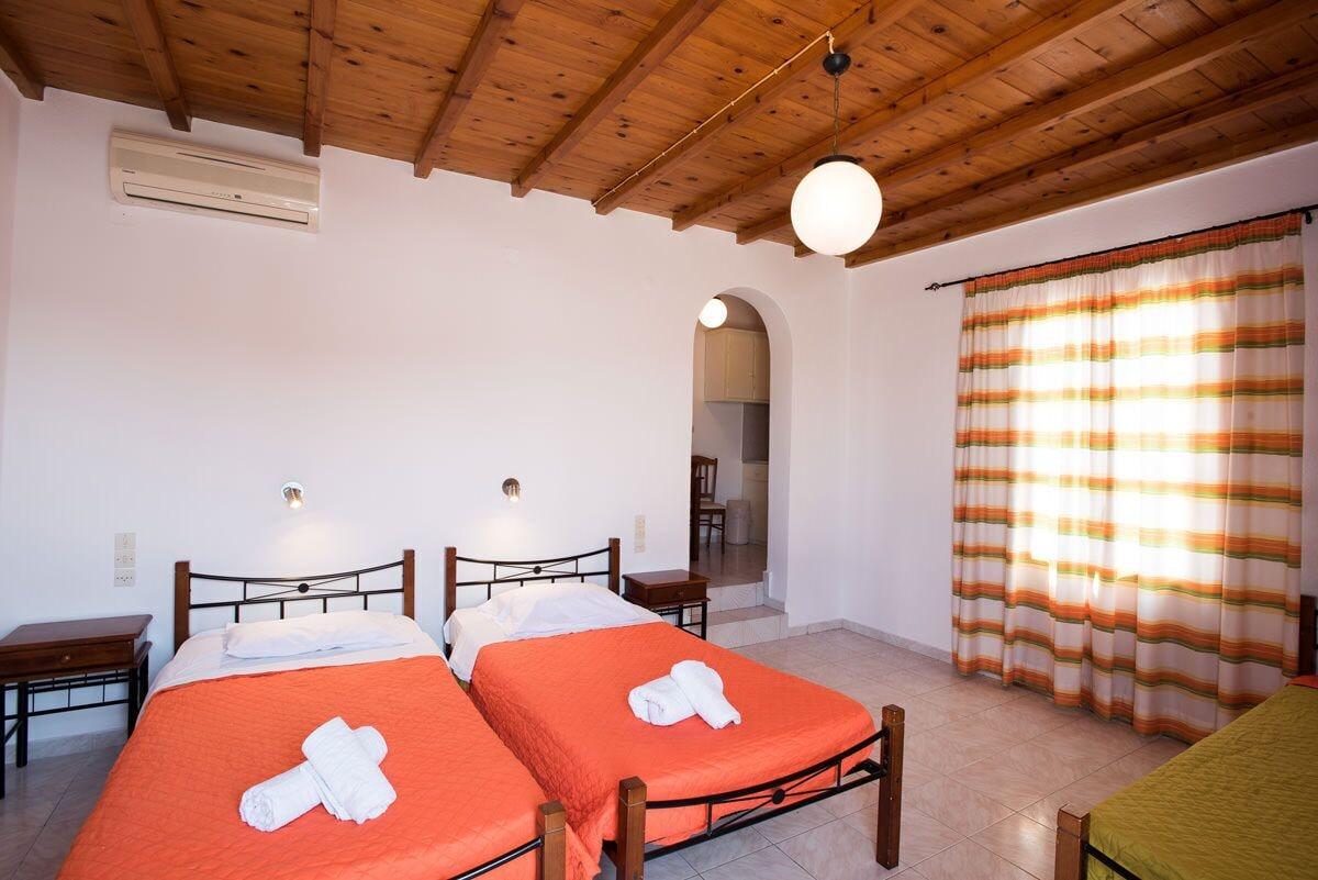 Hotel Marina Blue Ornos Esterno foto