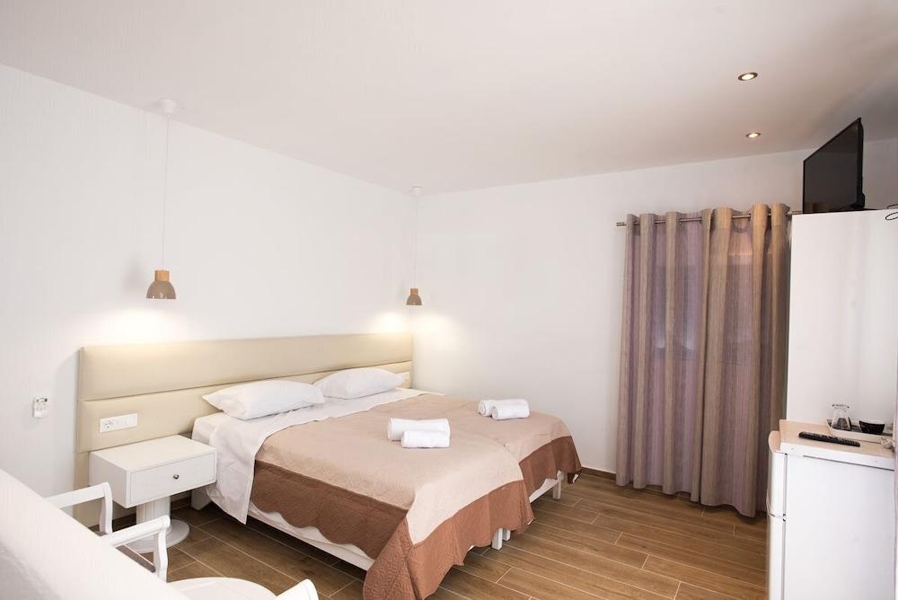 Hotel Marina Blue Ornos Esterno foto